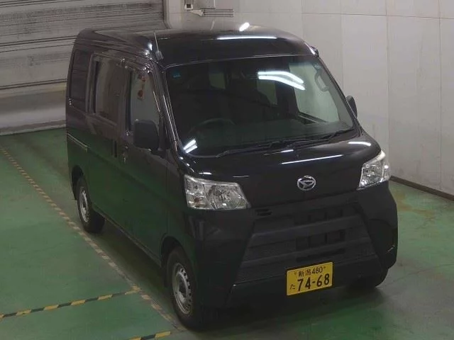 Daihatsu Hijet Cargo S331V 2018